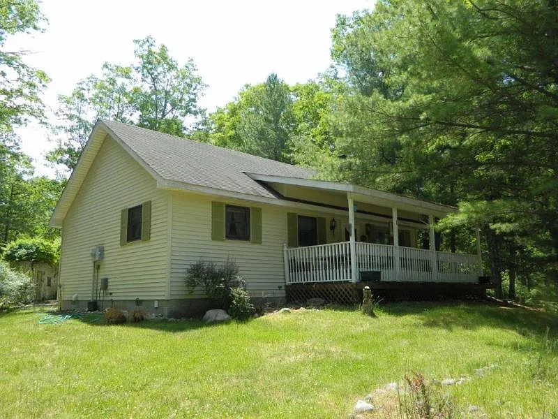 369 Sitzmark Rd photo 1