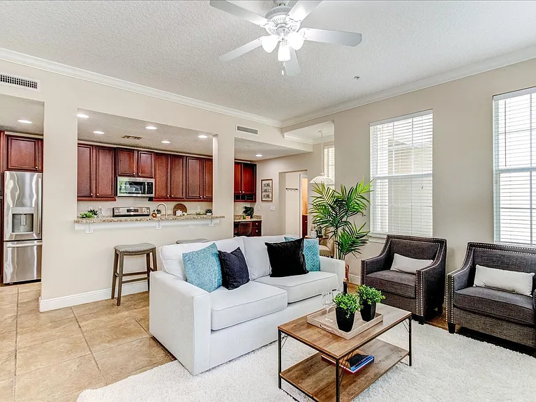 1570 Lake Baldwin Ln #A — Photo 3