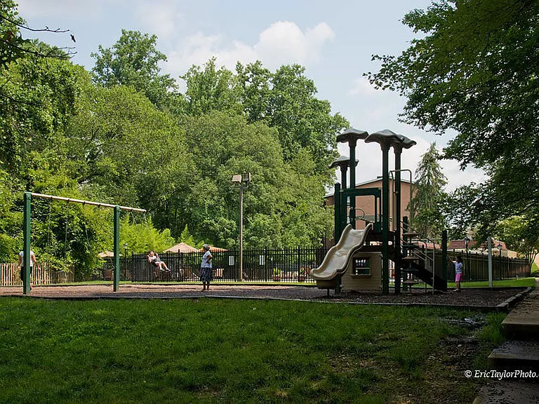 Crystal Woods — Photo 7