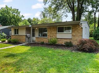 2728 Beacon Hill St, Ann Arbor, MI 48104