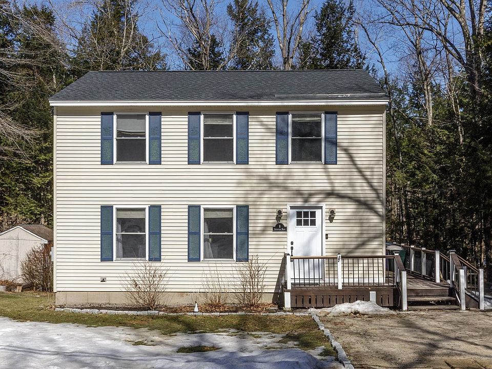 1st image of 8 Greenfield Drive