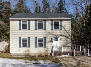 8 Greenfield Dr, Hillsboro, NH 03244