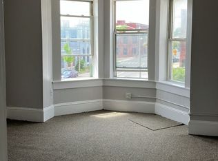 5 Worcester Pl #2, Holyoke, MA 01040