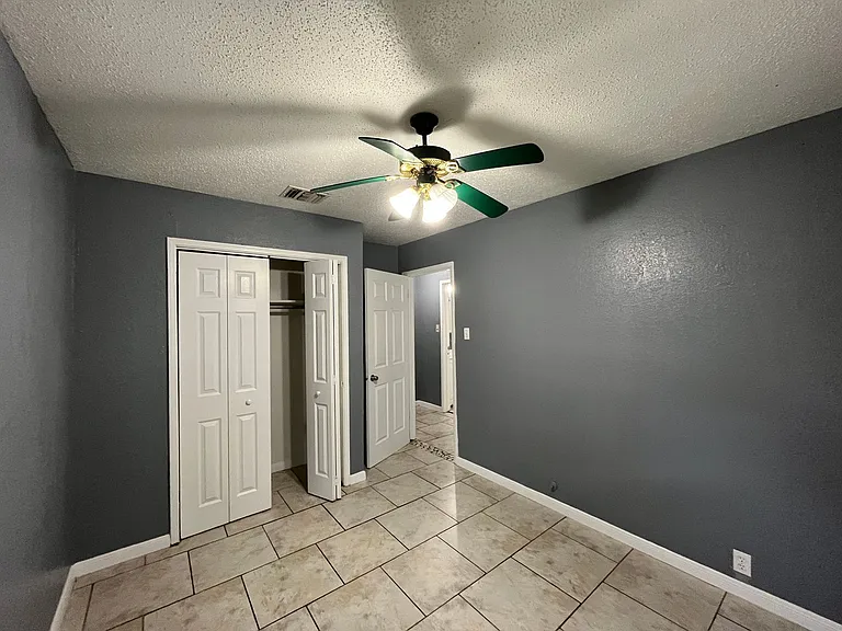 4961 Monitor St — Photo 12