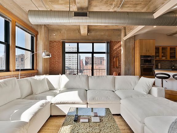 2nd image of 1324 Washington Ave APT 330