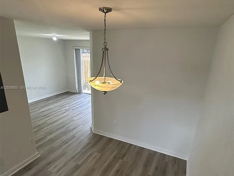 2330 SE 10th St #2330 — Photo 6
