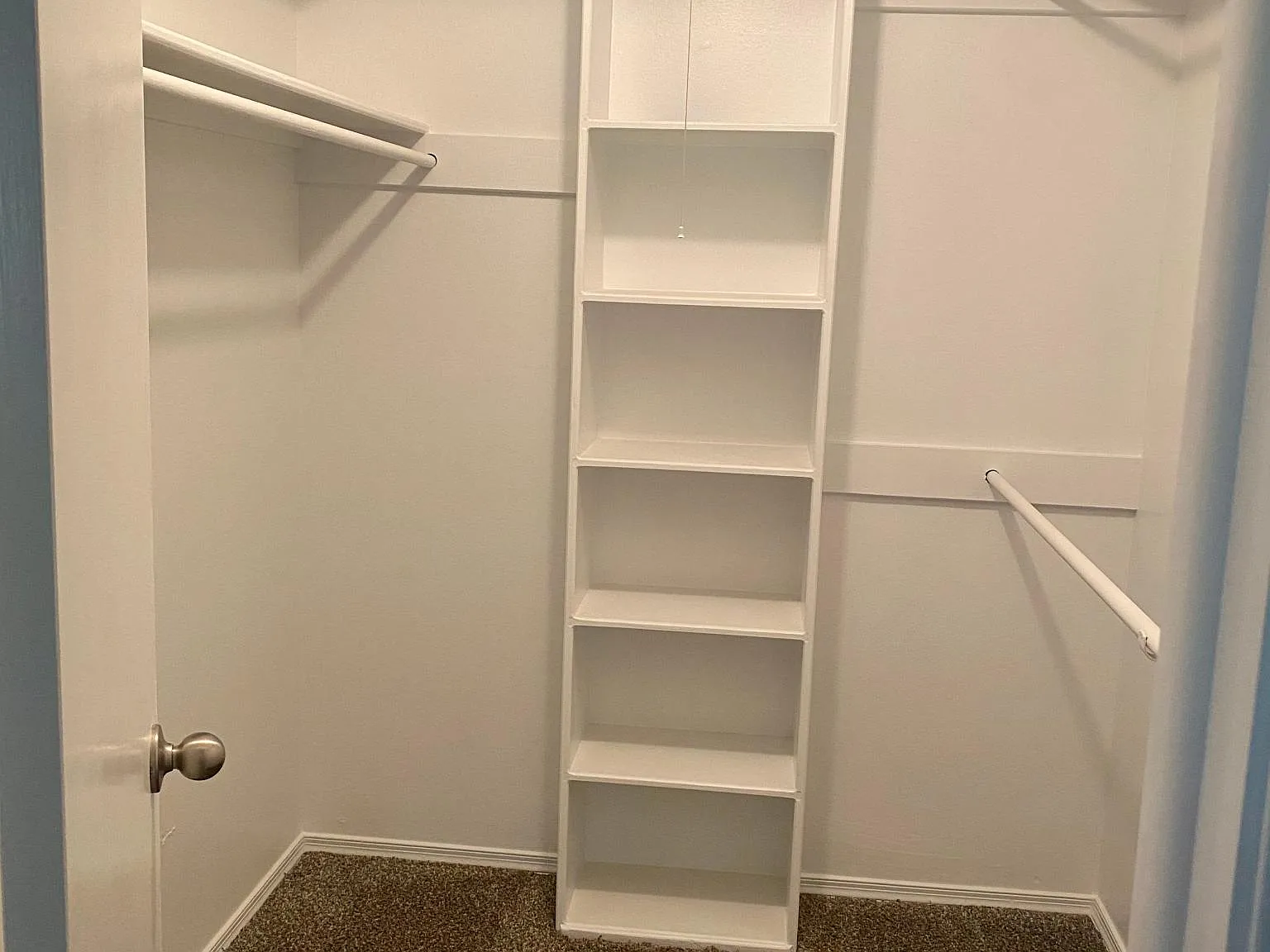 3 bed, 1645 sqft, $2,500 — Photo 4