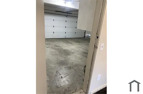 2600 W Porter Ave Photo 1