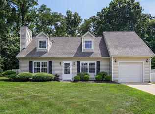 5 Simek Ln, Pt Monmouth, NJ 07758
