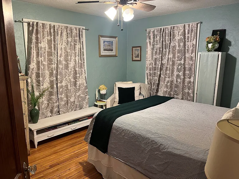 Bedroom #1