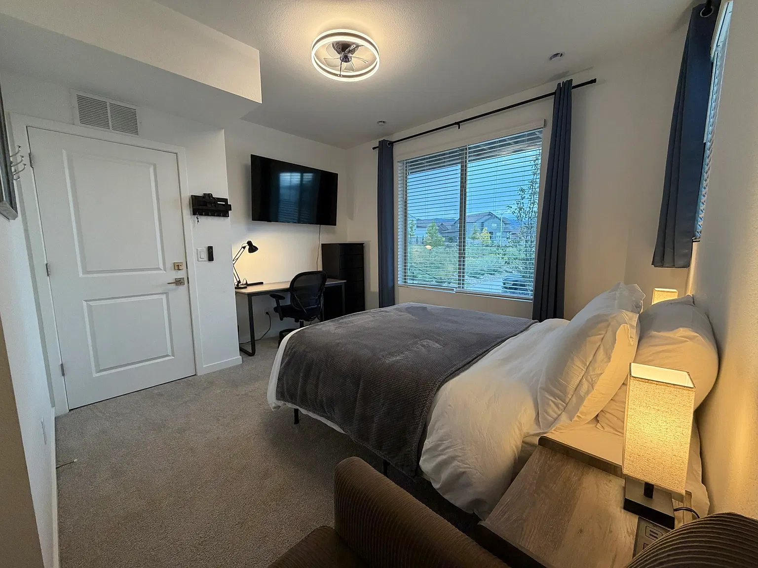 9709 Browns Peak Cir — Photo 2