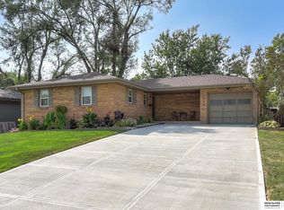 2930 S 135th St, Omaha, NE 68144