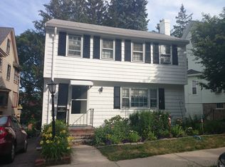 39 Maxfield St, West Roxbury, MA 02132