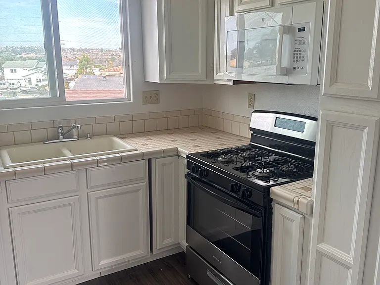 460 Quail Ct — Photo 15