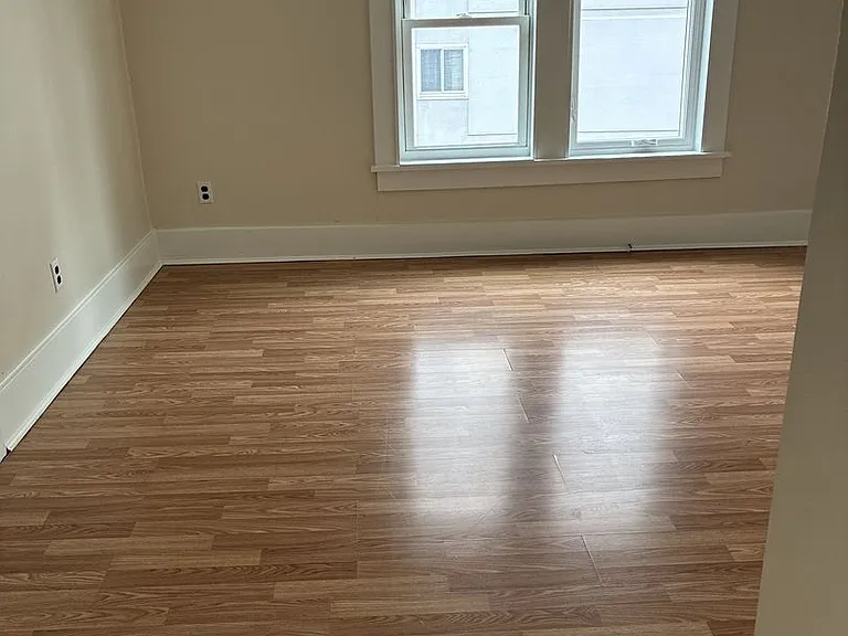 521 Locust Ave — Photo 18