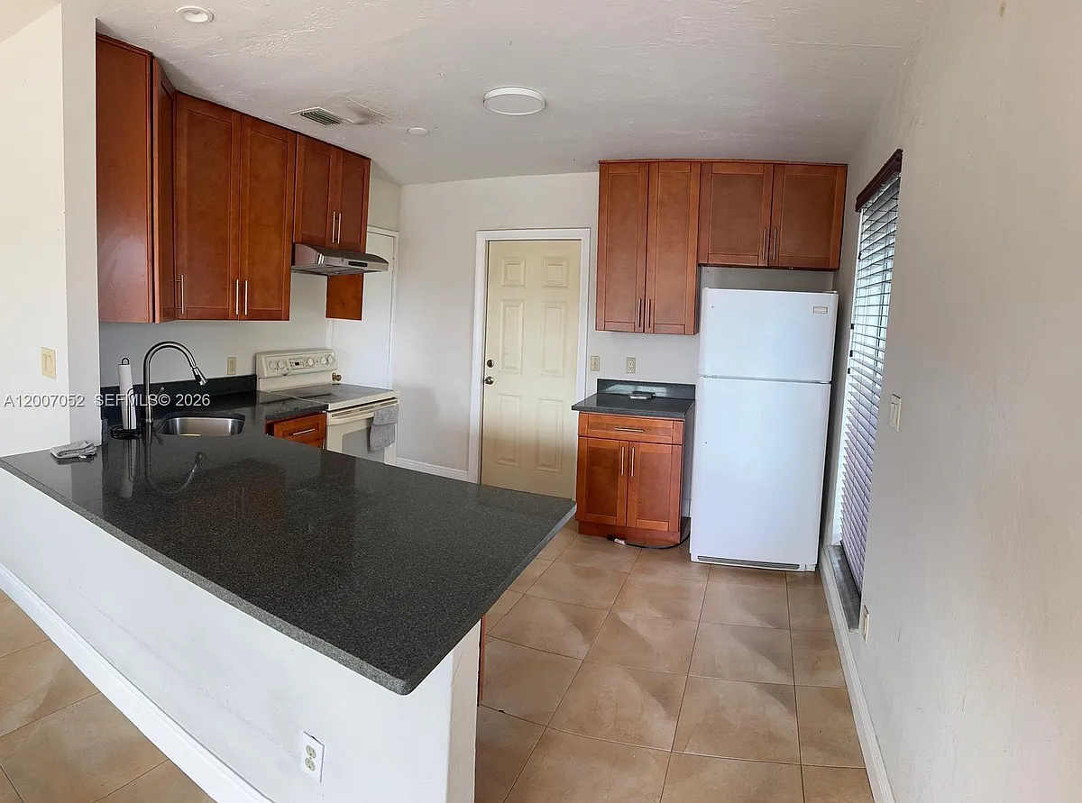 Building Photo - 20923 SW 117th Ave #0