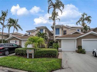 858 Carrick Bend Cir APT 202, Naples, FL 34110