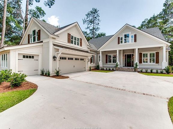 2nd image of 631 Colonial Dr