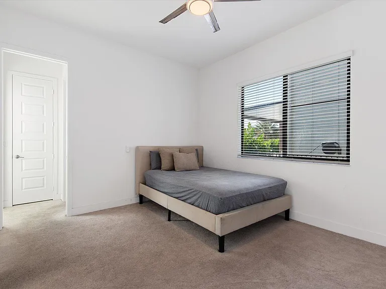 10830 Moore Dr — Photo 17