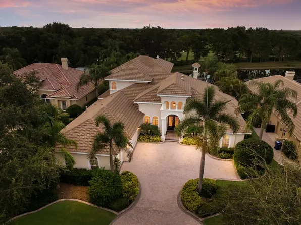 7211 Chatsworth Ct, University Park, FL 34201