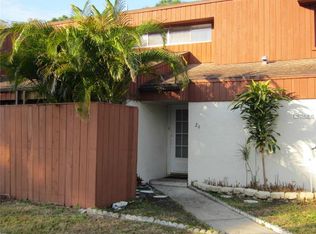 2056 Sunset Point Rd APT 24, Clearwater, FL 33765