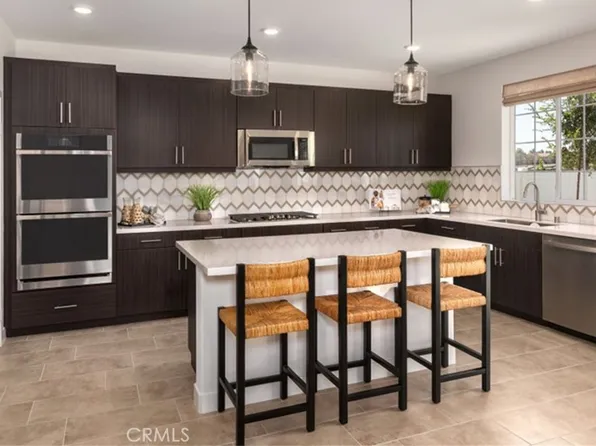 2630 Hannah Creek Ln, Rialto, CA 92377