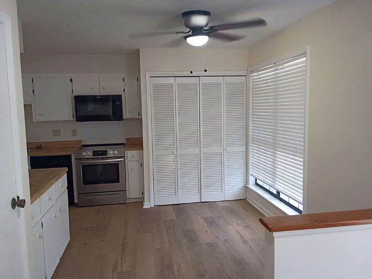 912 Pineland Ave #51 — Photo 4