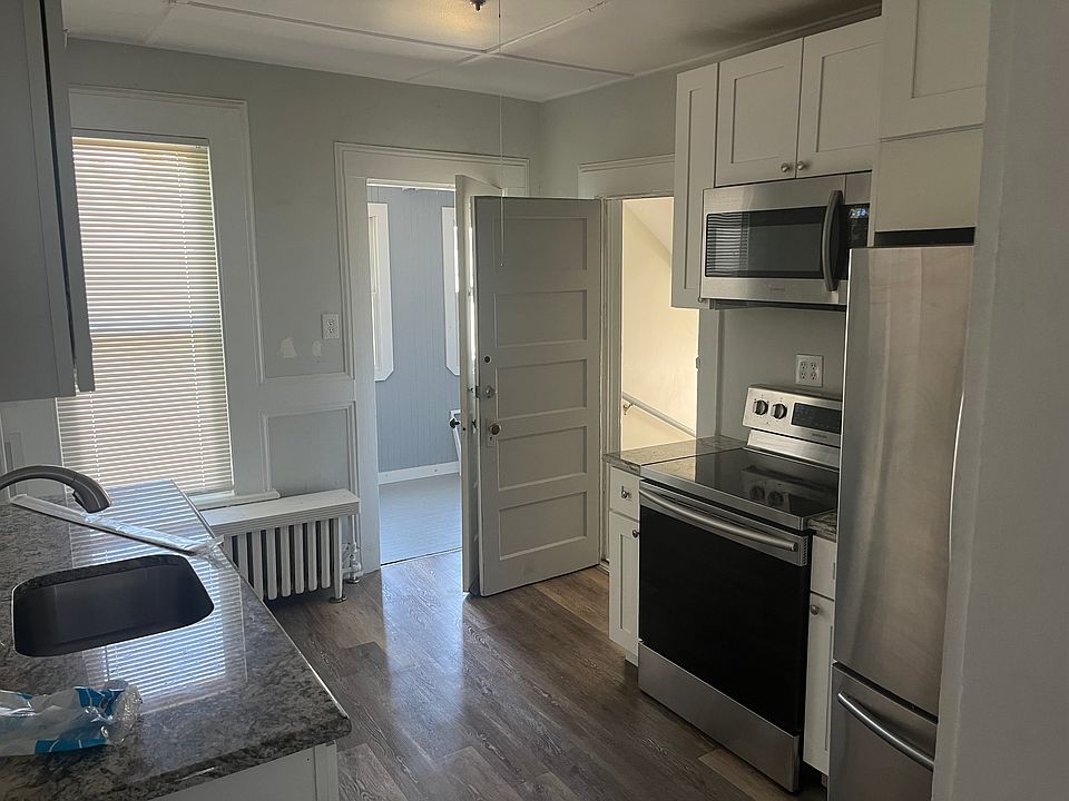 Building Photo 3