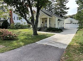 5 Elsom Pkwy, South Burlington, VT 05403