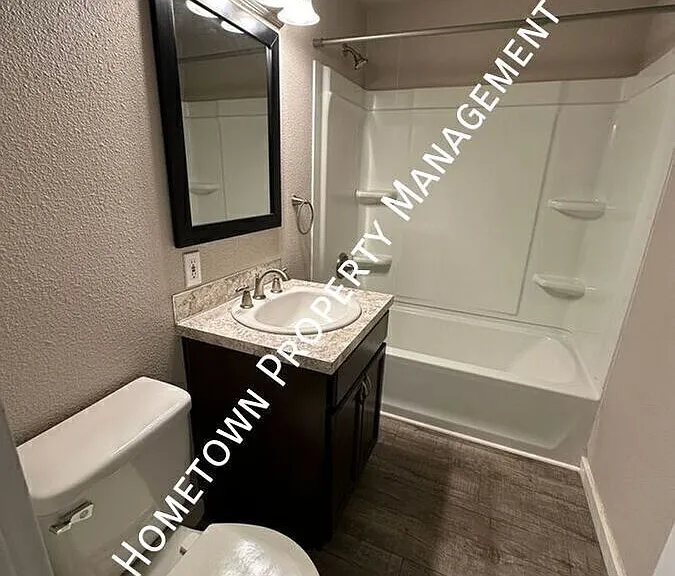 1720 Lake Park Dr SW — Photo 11
