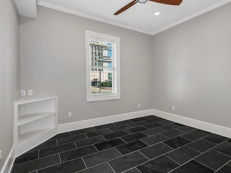 2401 Market St #101 — Photo 18