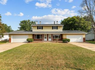 1016 E Northwood Dr #2, Appleton, WI 54911