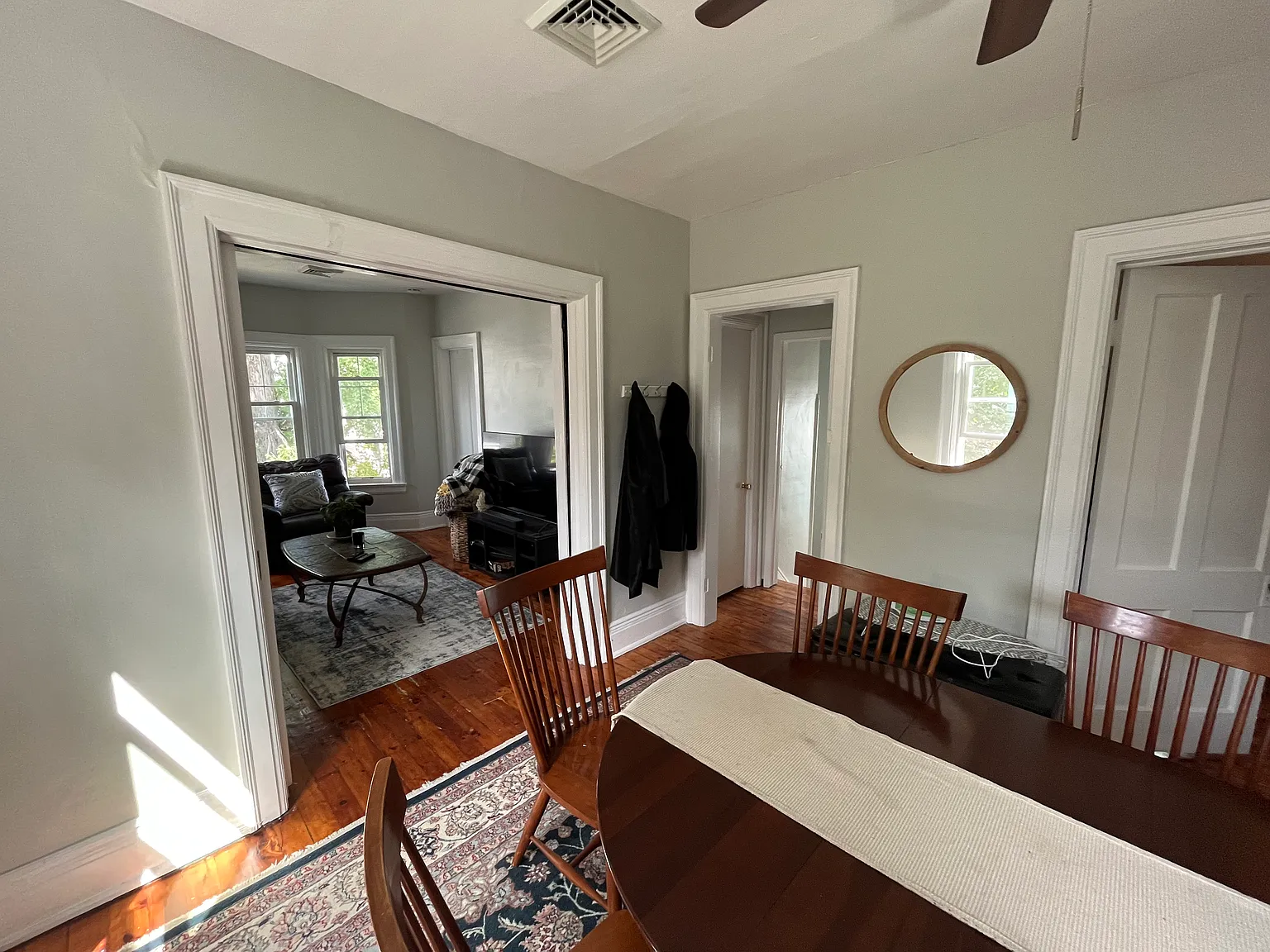 2 bed, 1200 sqft, $1,200 — Photo 3