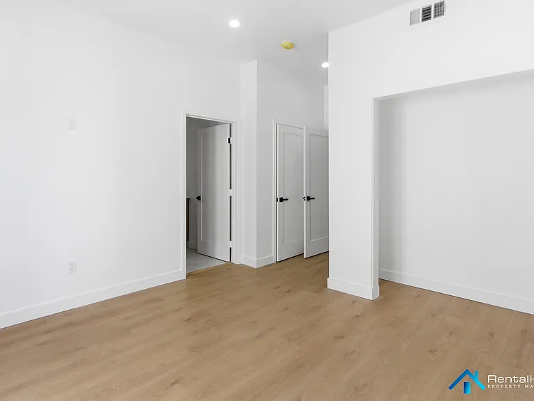 326 3/4 N La Fayette Park Pl — Photo 11