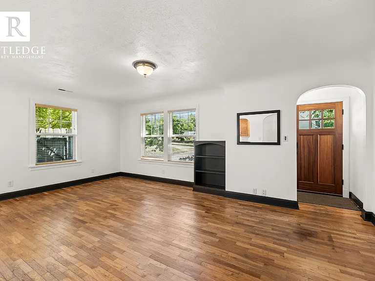 1117 Reddy Ave — Photo 10