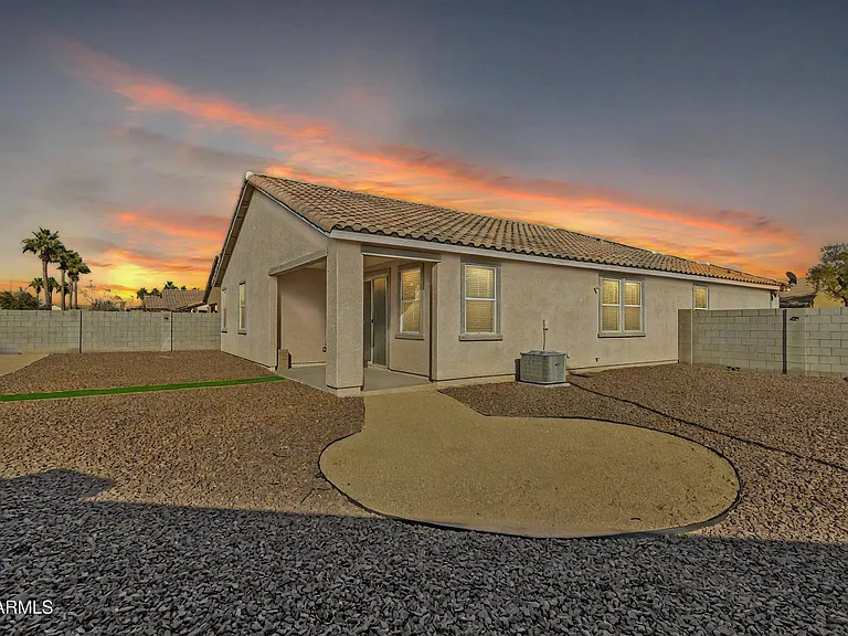 7580 W Darrel Rd — Photo 3