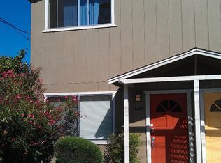 3236 Mission Dr, Santa Cruz, CA 95065