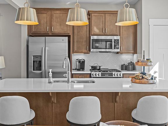 6th image of this home