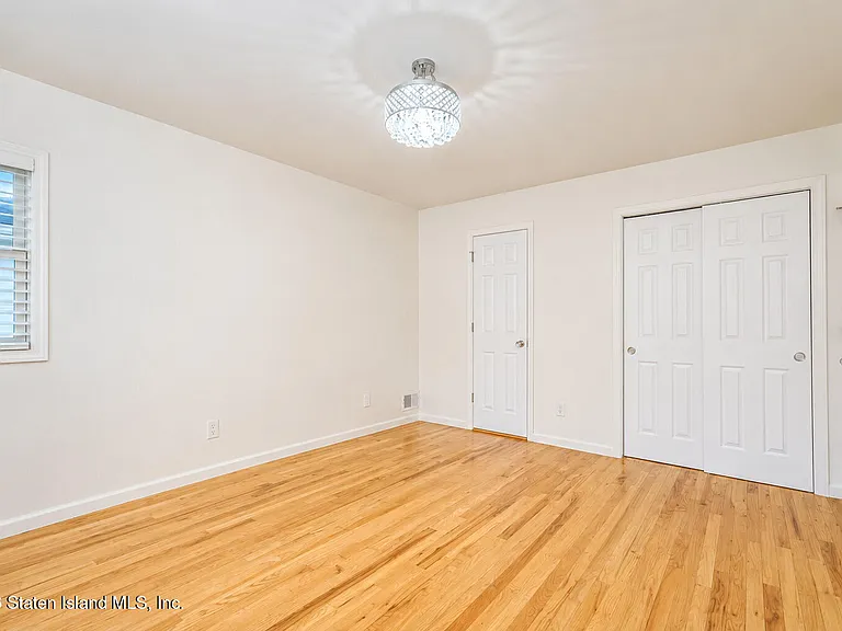 668 Sheldon Ave — Photo 35