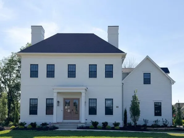 7301 Wood Edge Ln, New Albany, OH 43054