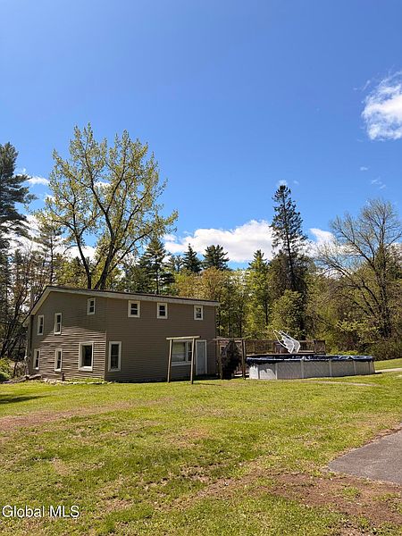 5th image of 277 Hadlock Pond Road