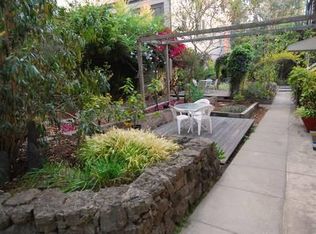 459 Greenwich St #1, San Francisco, CA 94133
