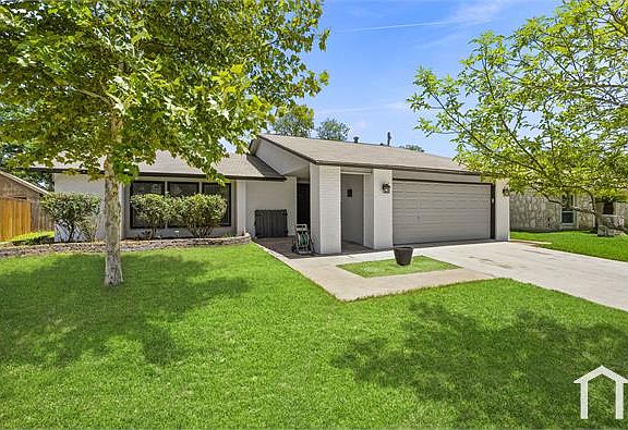 3rd image of 8710 Tamarind St