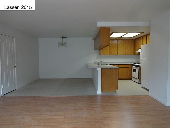 2nd image of 545-A&B Howard Ct