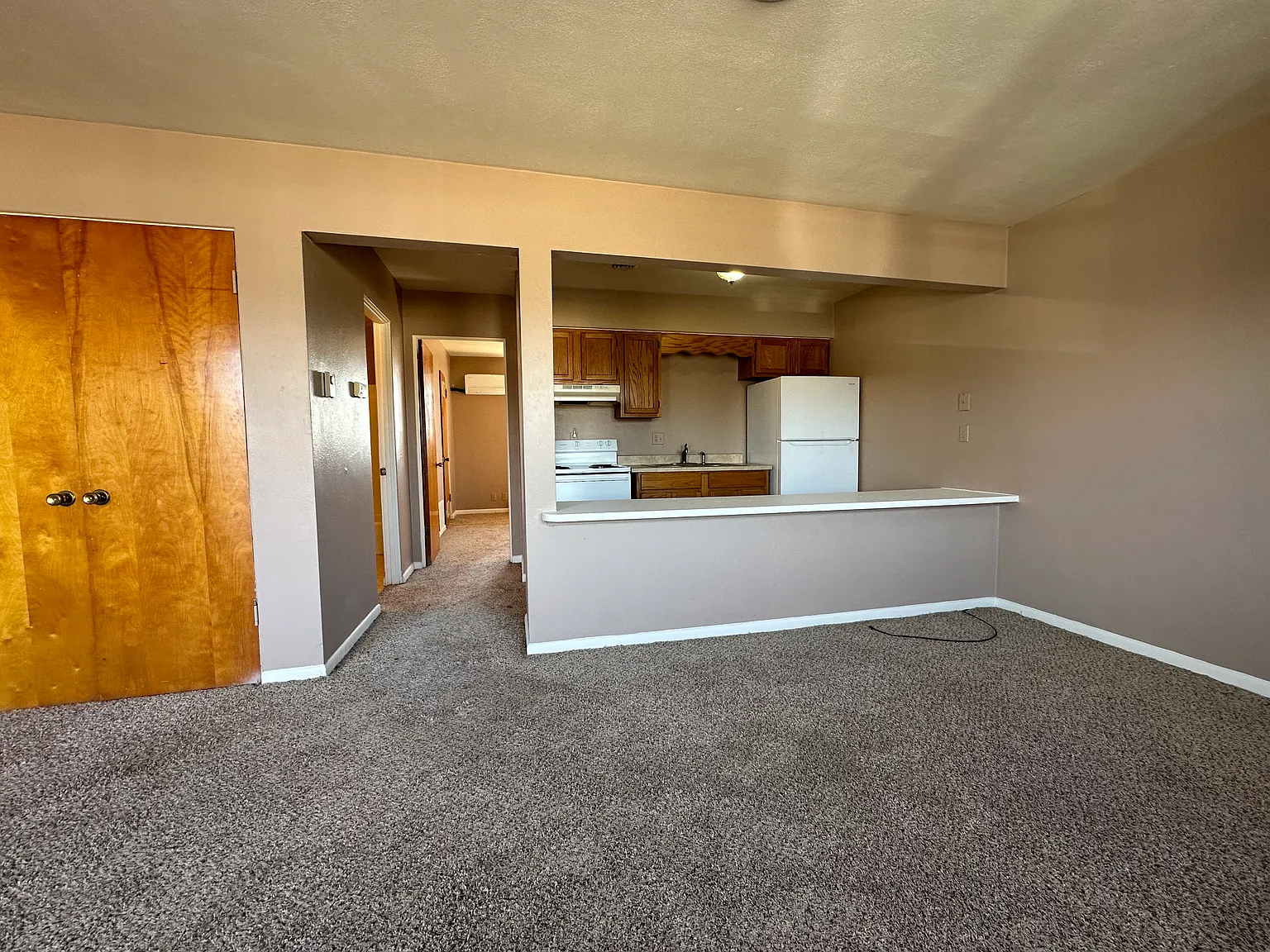 1 bed, $695 — Photo 2