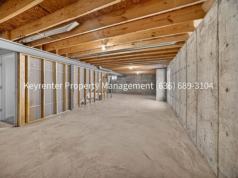 825 Cedarwood Dr — Photo 23
