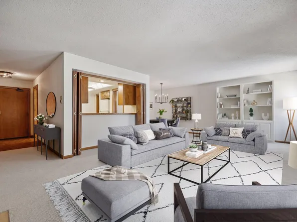 5601 Dewey Hill Rd APT 105, Edina, MN 55439