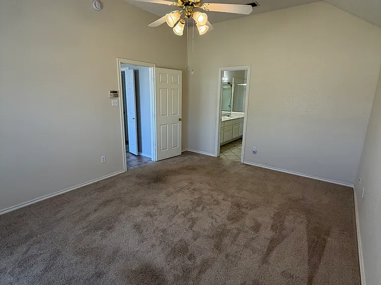 1427 Shadow Run — Photo 10
