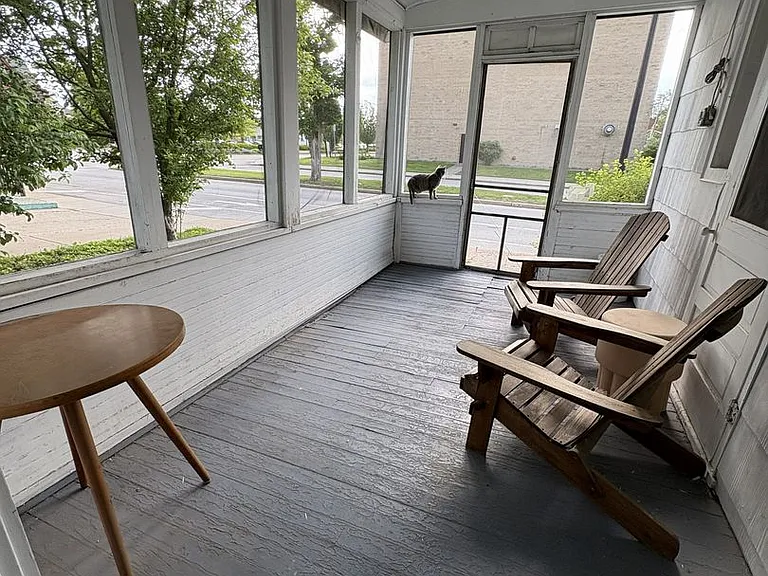 503 S Race St — Photo 24