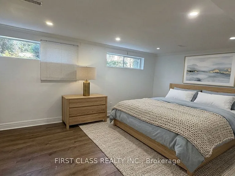 109 Goulding Ave — Photo 12